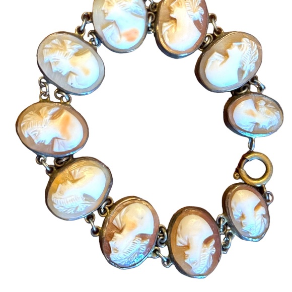 Antique art deco 1920s pinchbeck carved cameo link bracelet - Picture 6 of 7